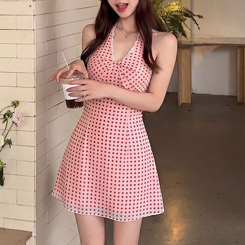 Fransız Tarzı Vintage Puantiye - Vintage Fashion Style Female incelemesi ve fiyatı